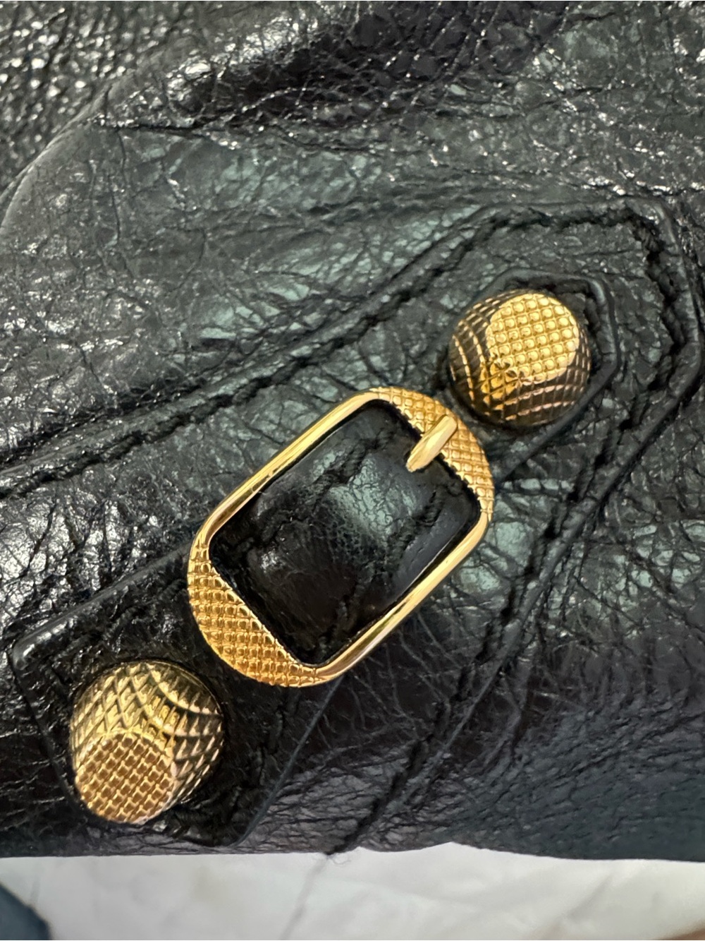 Balenciaga Giant Velo Handbag with Gold Hardware - Picture 4 of 9